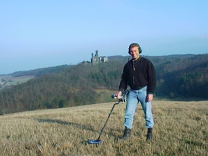 Feldforschung mit Metallsonde